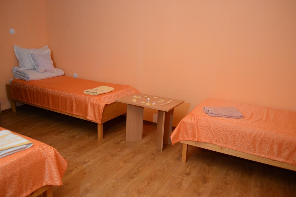 Hotel Ersa Panzio Bisericani  Zimmer foto