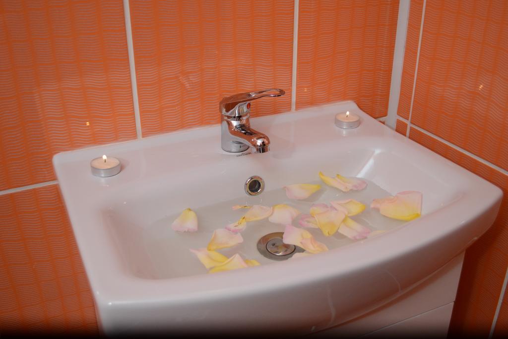 Hotel Ersa Panzio Bisericani  Zimmer foto