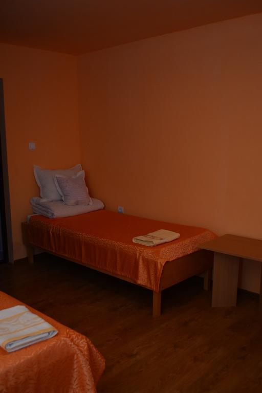 Hotel Ersa Panzio Bisericani  Zimmer foto